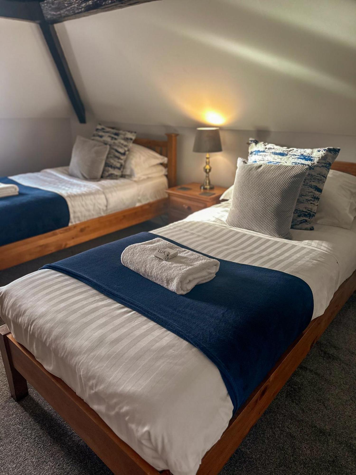 The Corbet Arms Hotel Uffington  Bilik gambar