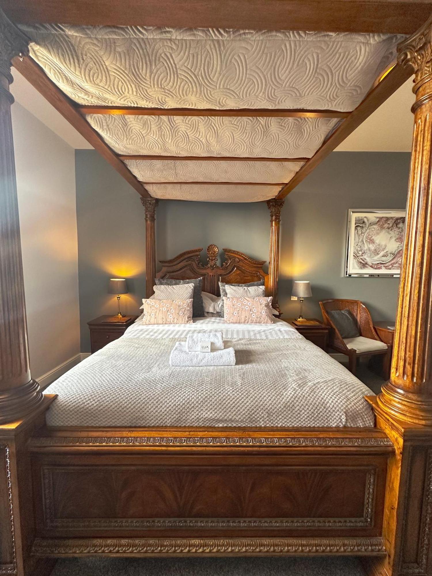 The Corbet Arms Hotel Uffington  Bilik gambar