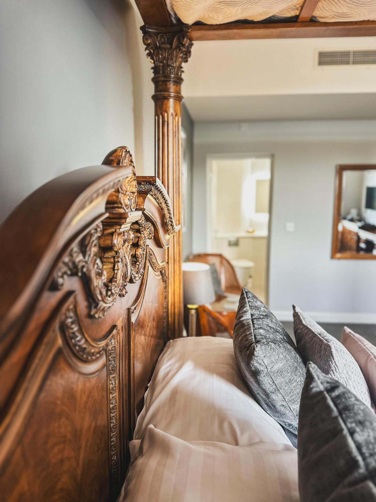 The Corbet Arms Hotel Uffington  Bilik gambar
